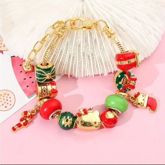 Hello Kitty Gold Plated Christmas Charm Bracelet NEW - Picture 2 of 4